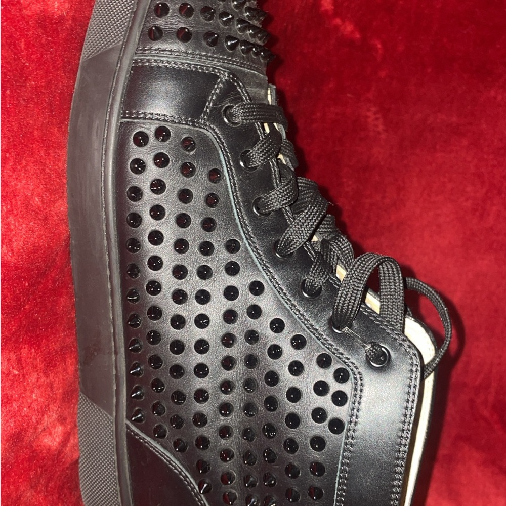 Red bottoms - Picture 11 of 16